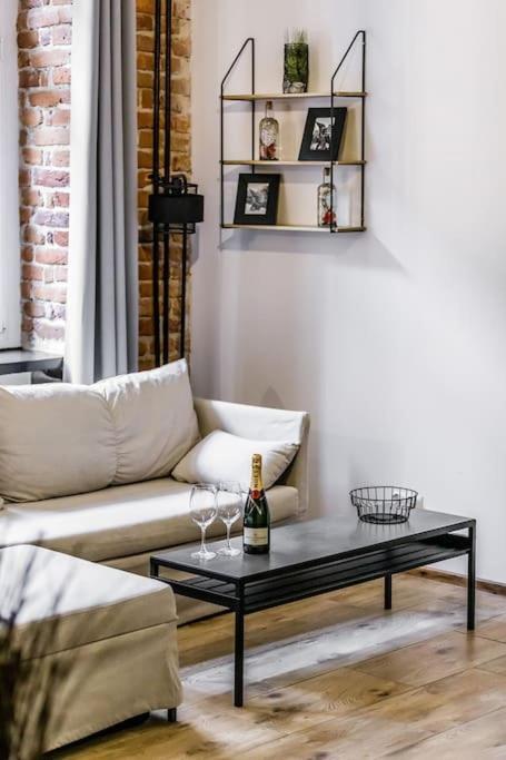 Rzeznicza 24 Apartment Wroclaw Ngoại thất bức ảnh